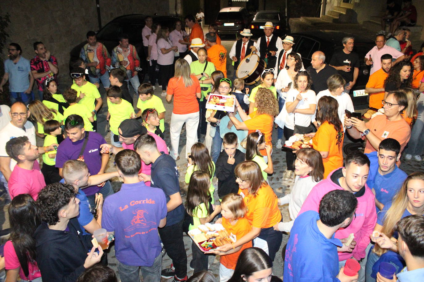 San Esteban de la Sierra celebra una intensa jornada de vísperas en honor al Cristo