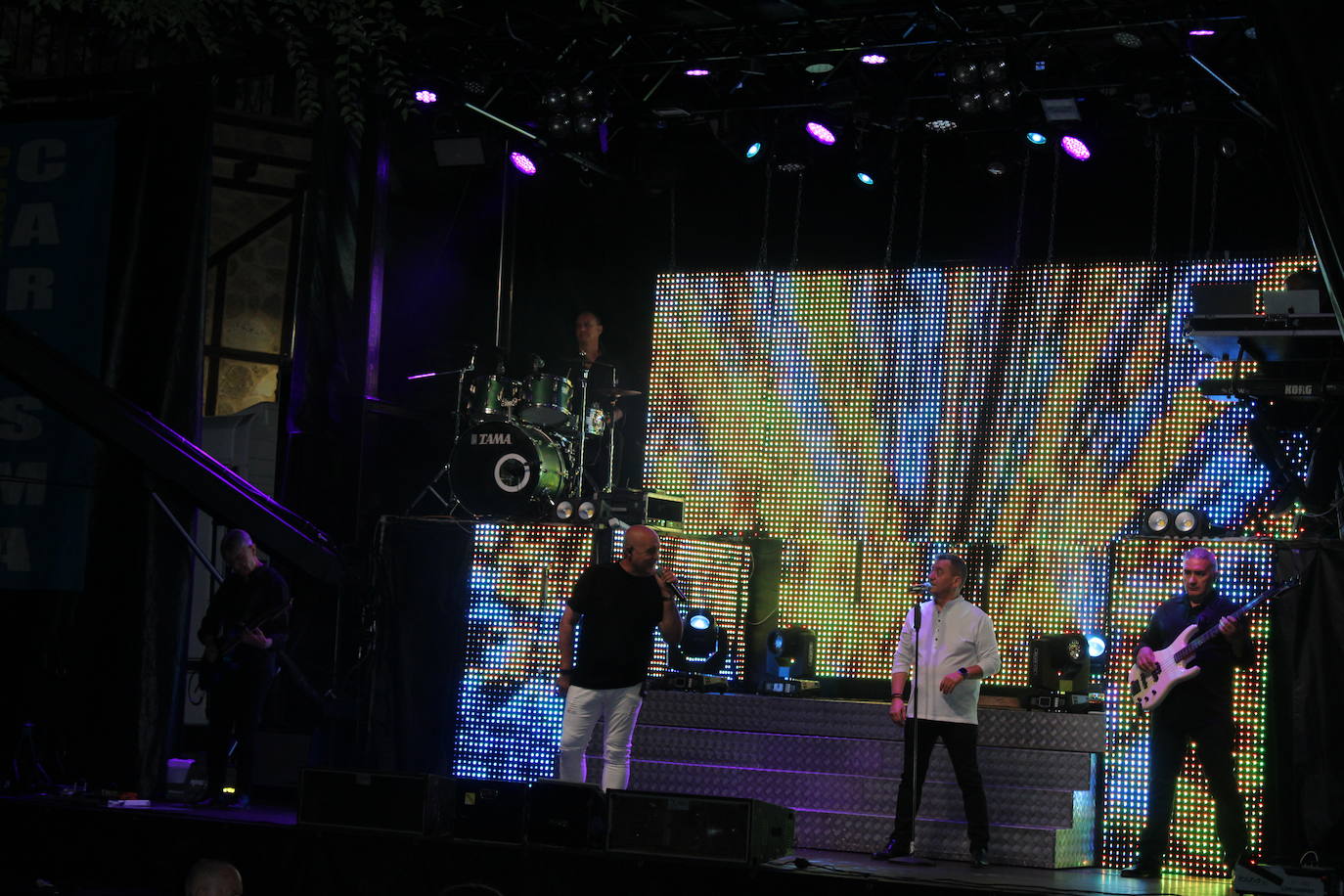 San Esteban de la Sierra celebra una intensa jornada de vísperas en honor al Cristo