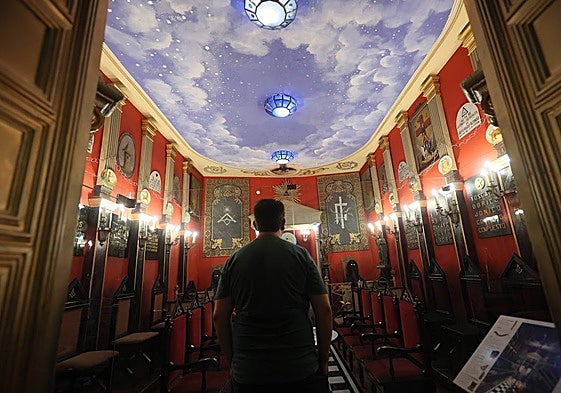 Imagen de la logia masónica que el franquismo montó en el Archivo General de la Guerra Civil y que es visitable.