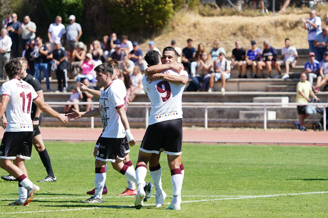 Las mejores imágenes del triunfo del Salamanca UDS en Las Pistas