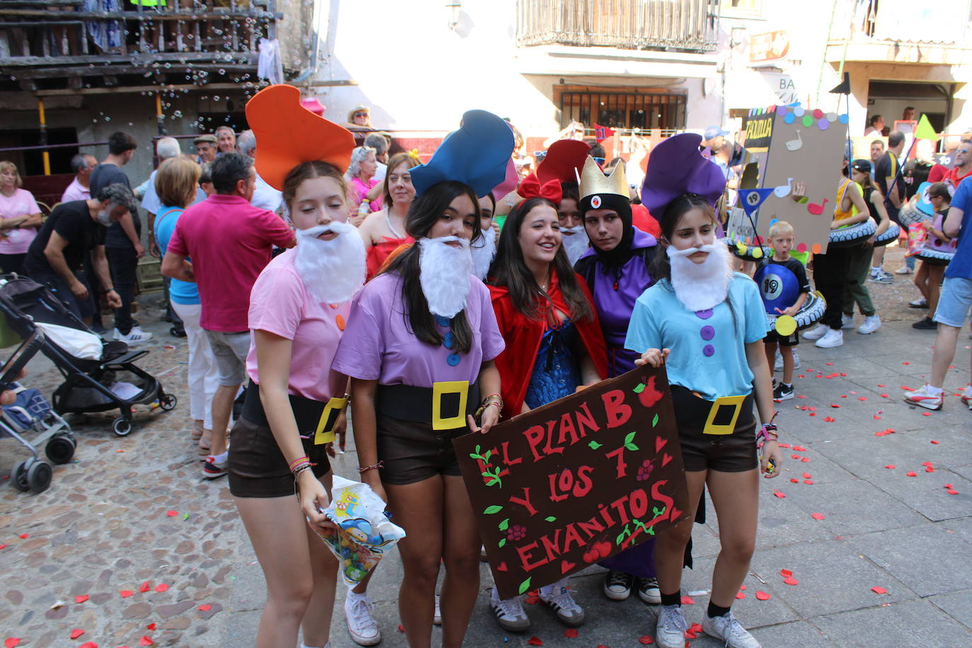 San Esteban de la Sierra disfruta con el toro