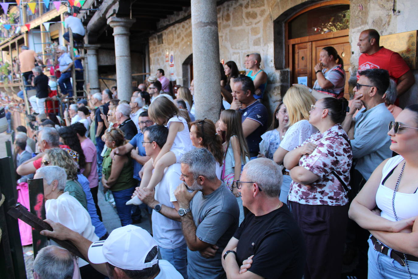 San Esteban de la Sierra disfruta con el toro