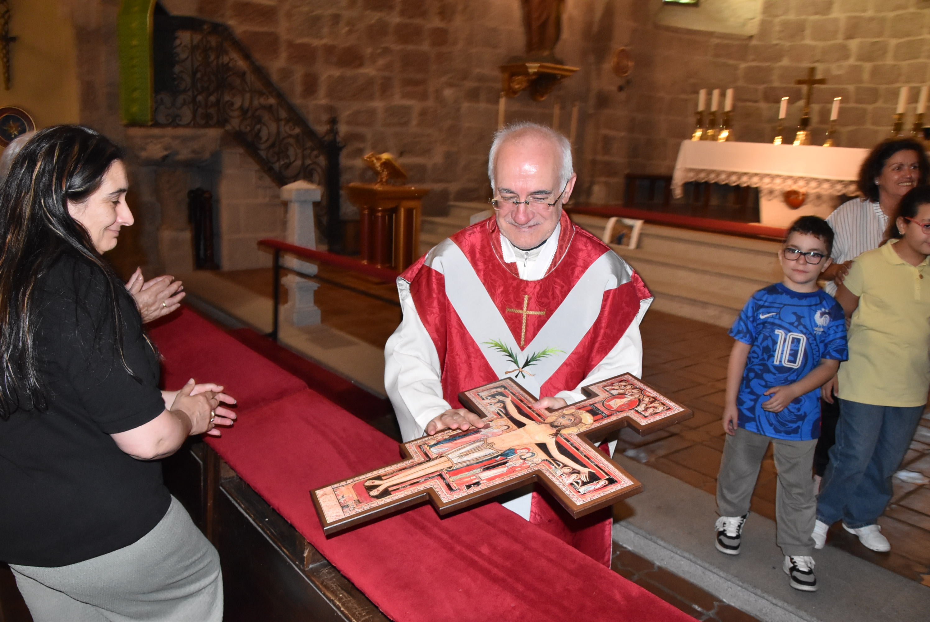 La Seráfica Hermandad de Béjar se despide de su párroco