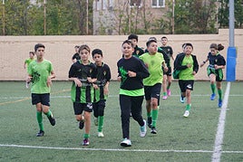 Canteranos del Jai Alai llevan a cabo una sesión de entrenamiento en La Sindical.