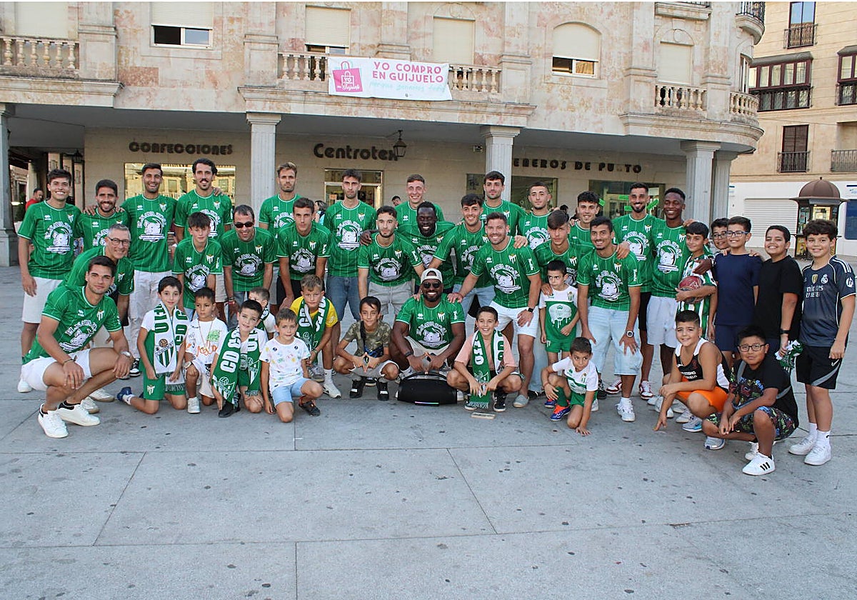 El Guijuelo vuelve al verde en su camiseta