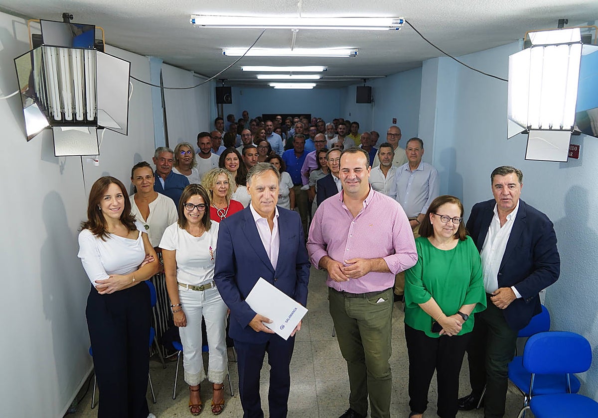 Carbayo y Mingo, junto a los asistentes al Comité Ejecutivo Provincial.