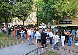 Público en las casetas de la plaza de Los Bandos, durante estas Ferias y Fiestas.