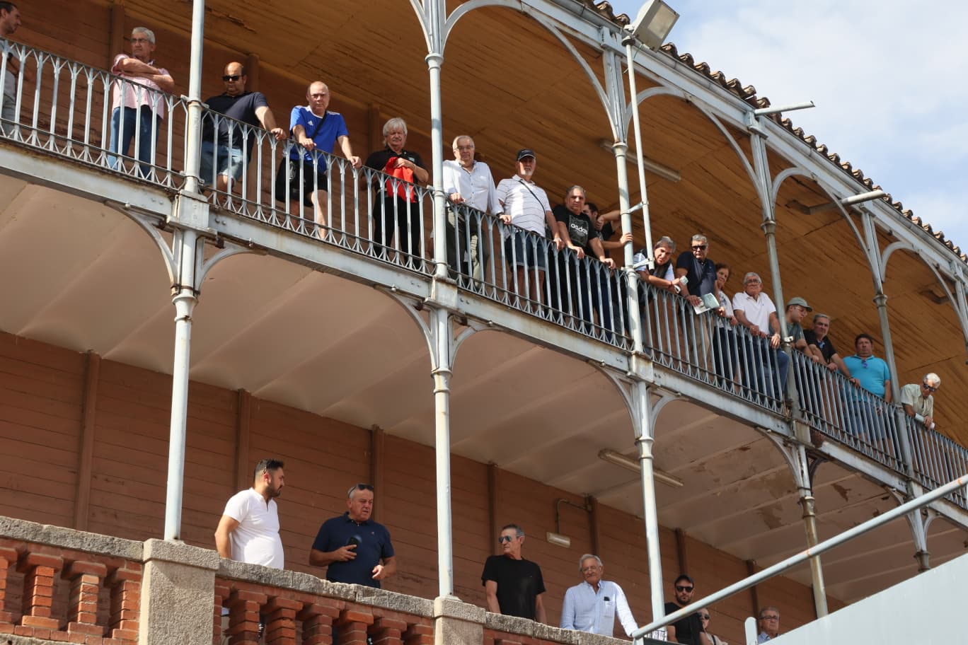 Morante reaparece en La Glorieta tras el 14J con Filósofo