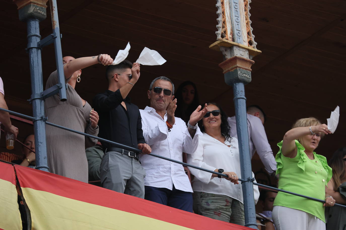 Las mejores imágenes de los tendidos de La Glorieta de este sábado