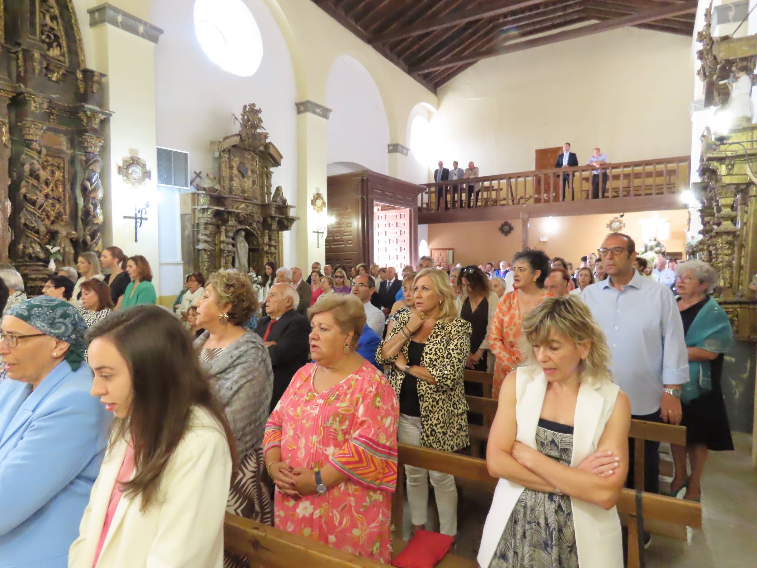 Himnos en honor a Nuestra Señora de las Angustias en Bóveda