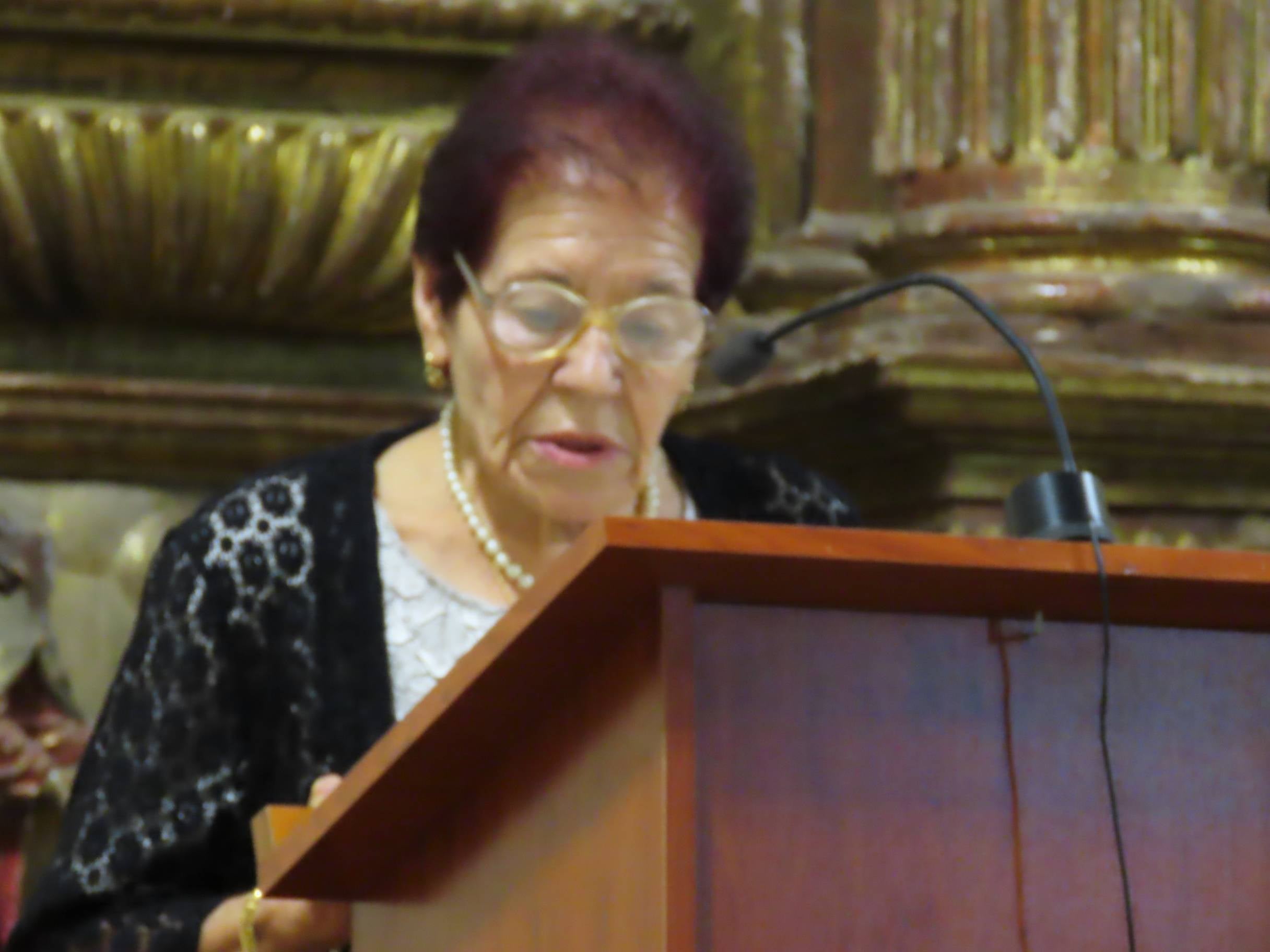 Himnos en honor a Nuestra Señora de las Angustias en Bóveda