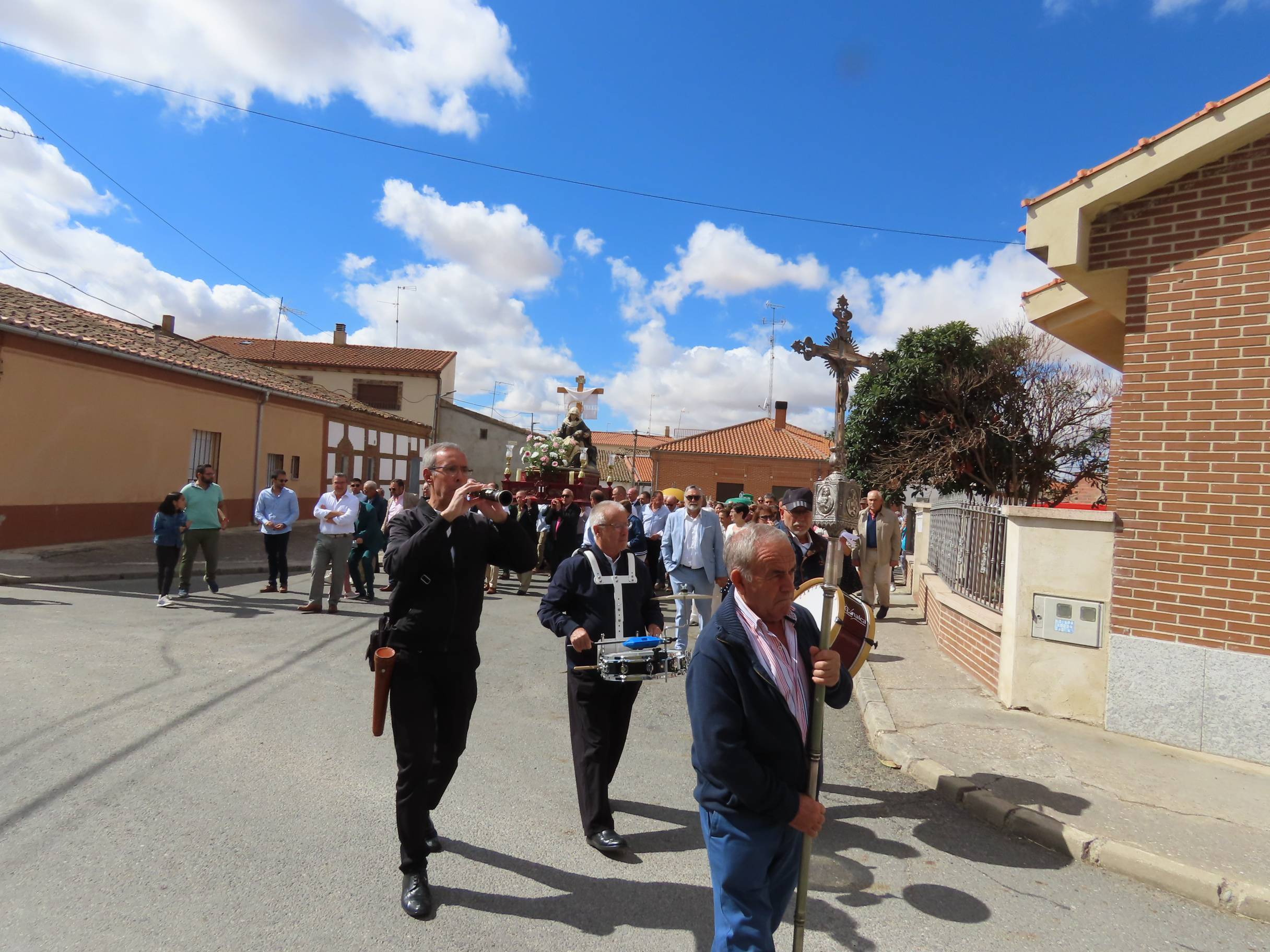 Himnos en honor a Nuestra Señora de las Angustias en Bóveda