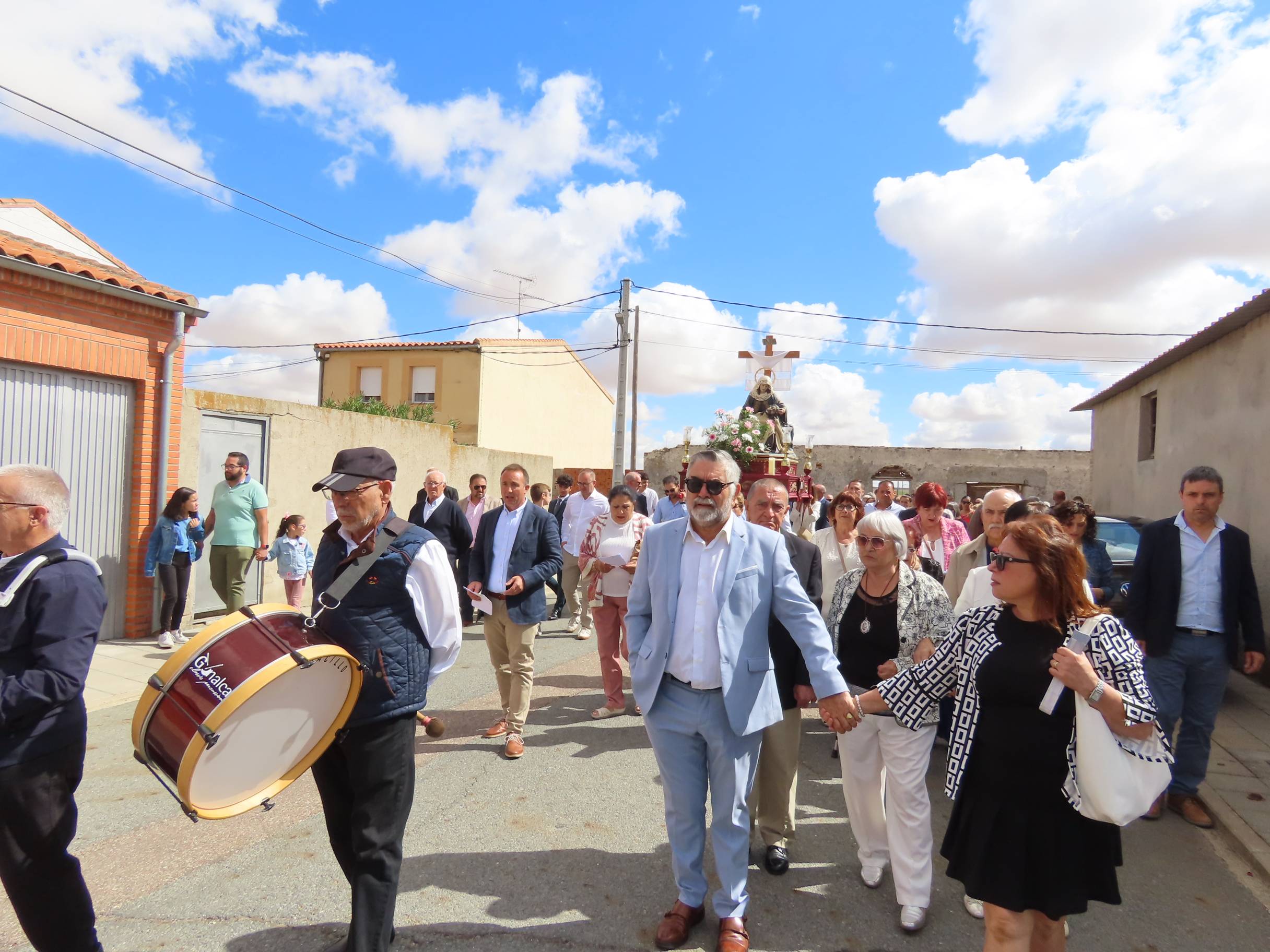Himnos en honor a Nuestra Señora de las Angustias en Bóveda