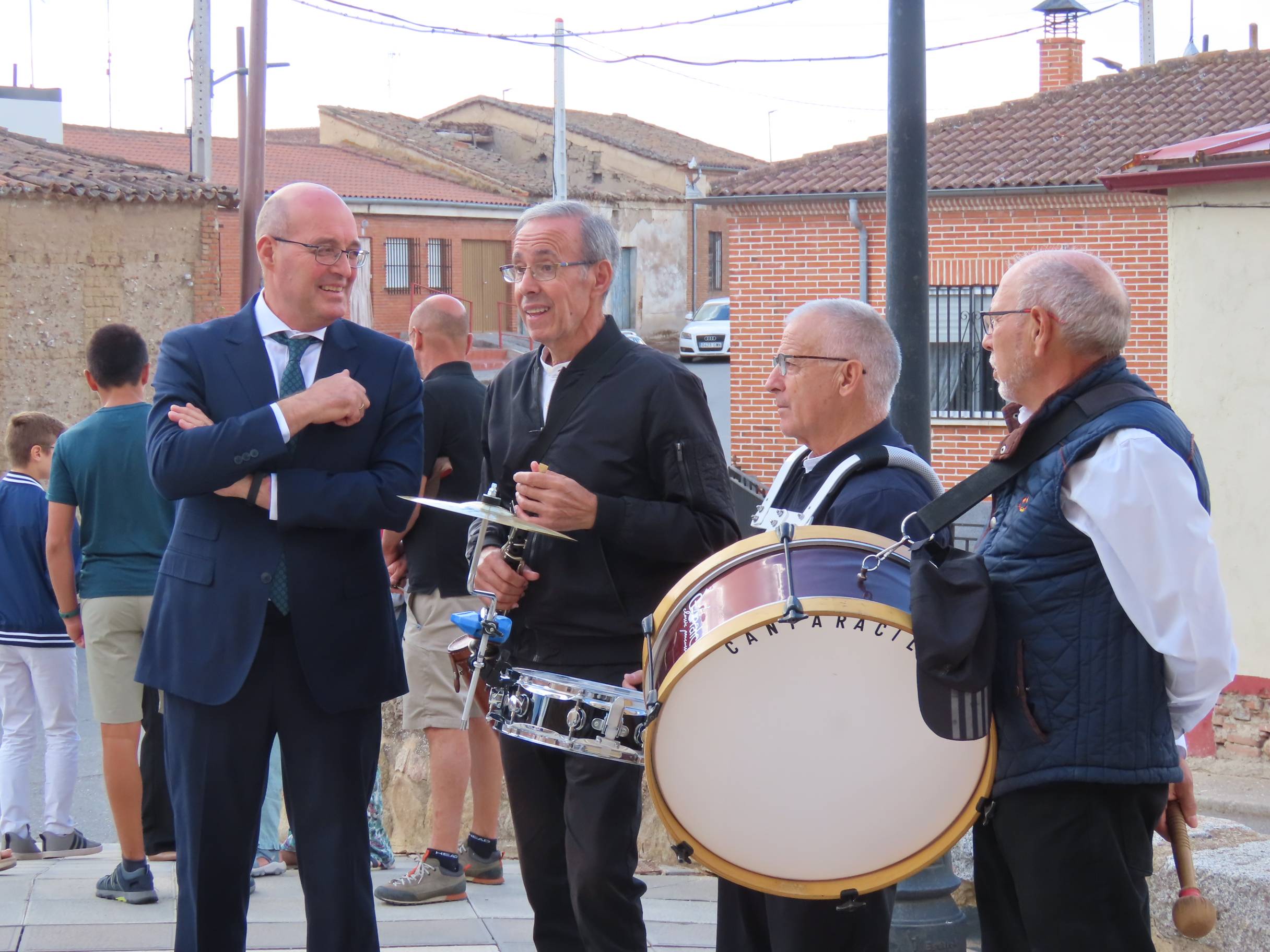 Himnos en honor a Nuestra Señora de las Angustias en Bóveda