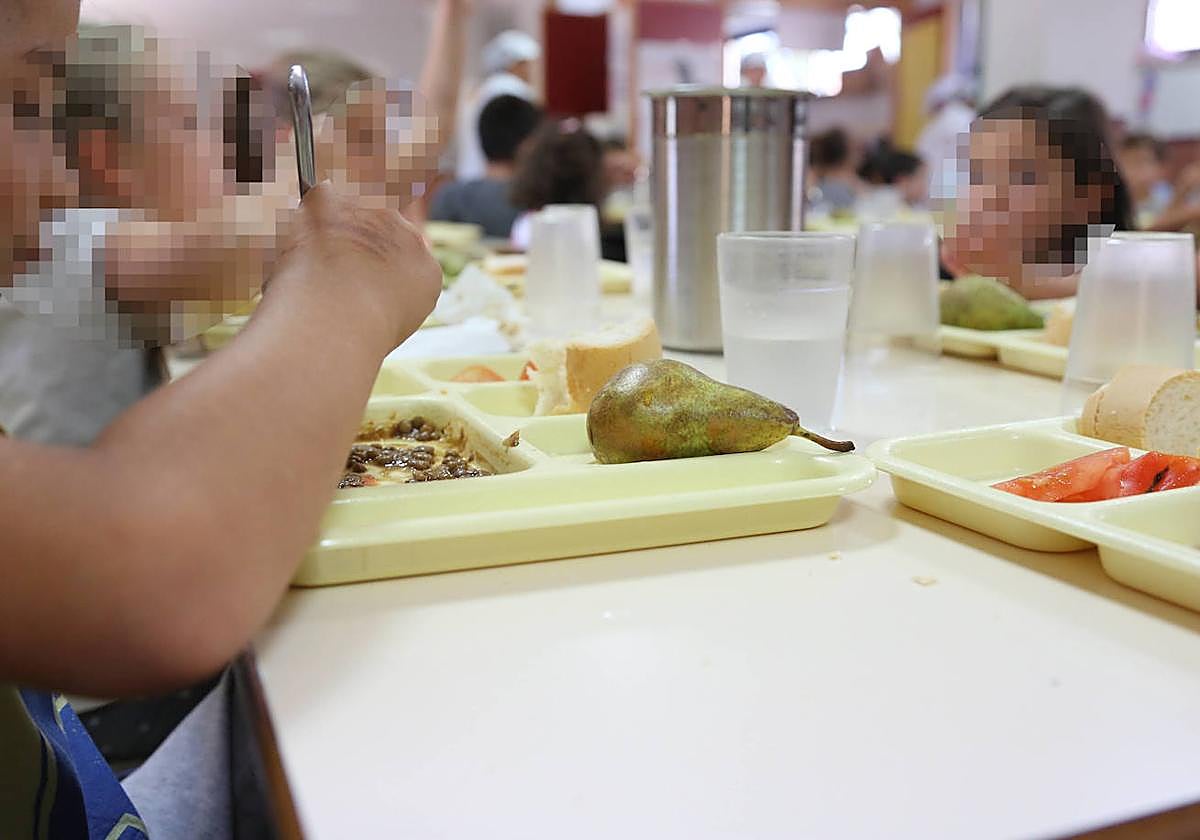 Varios niños, en un comedor escolar de la provincia de Salamanca.