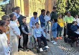 Los toreros junto a los integrantes de Aerscyl.