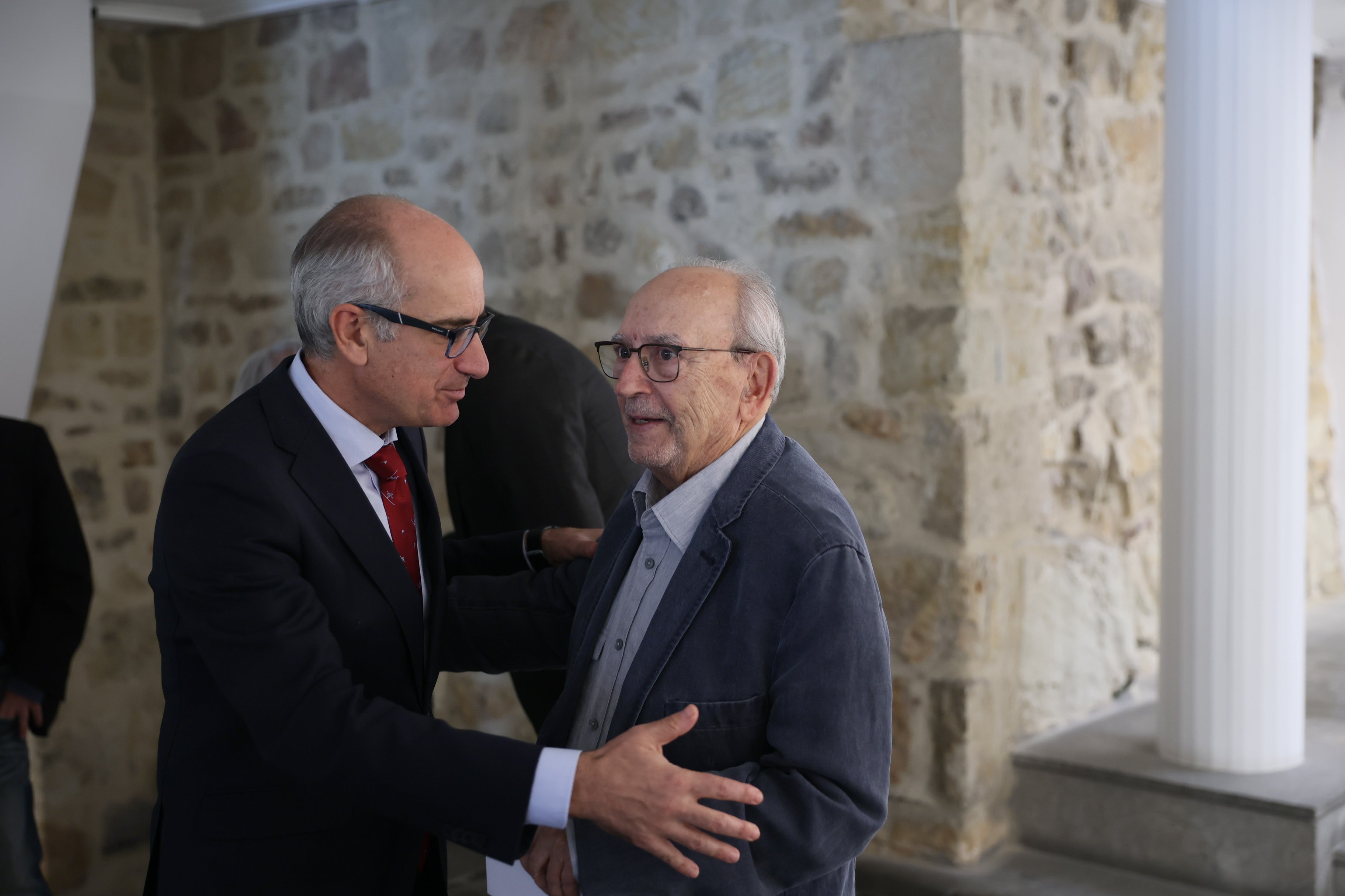 Salamanca recibe la donación de la colección Paisajes Urbanos de Antonio González