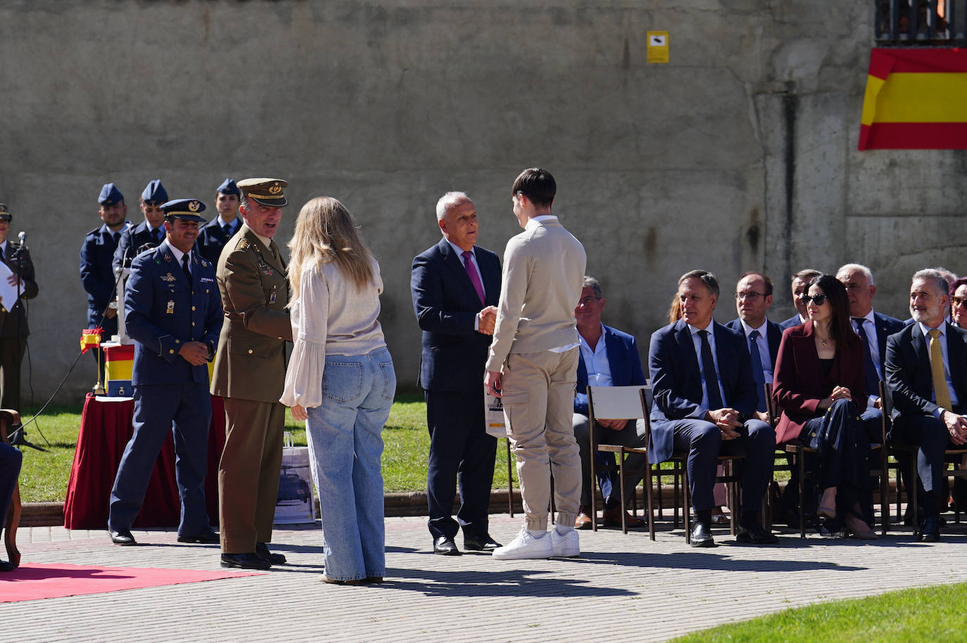 Honor, compromiso y memoria en el Día de la Subdelegación de Defensa