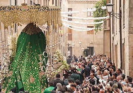 La Esperanza procesiona por las calles de Salamanca por el Año Jubilar