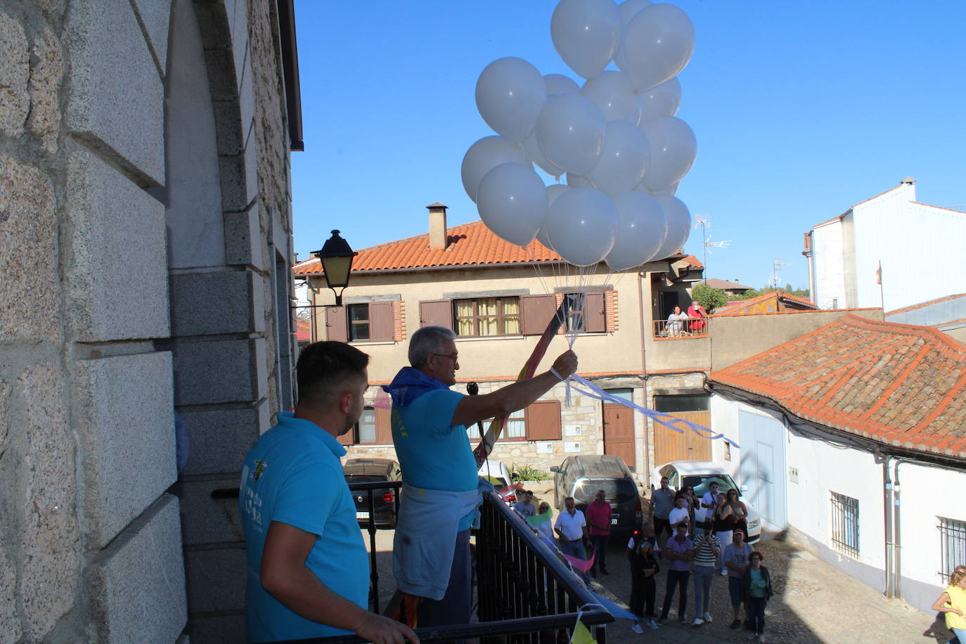 Emotivo y animado inicio de fiestas en San Miguel de Valero
