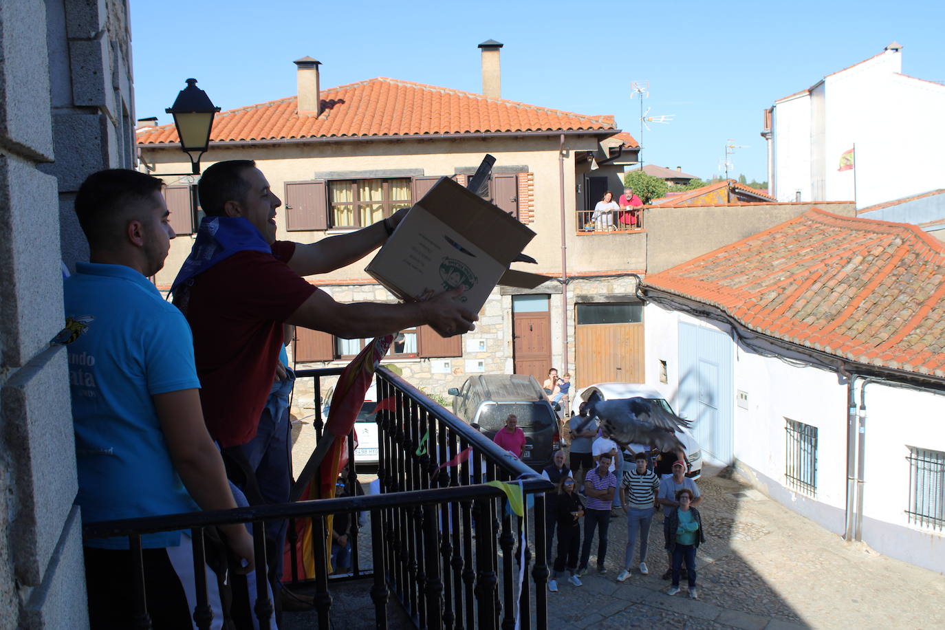 Emotivo y animado inicio de fiestas en San Miguel de Valero