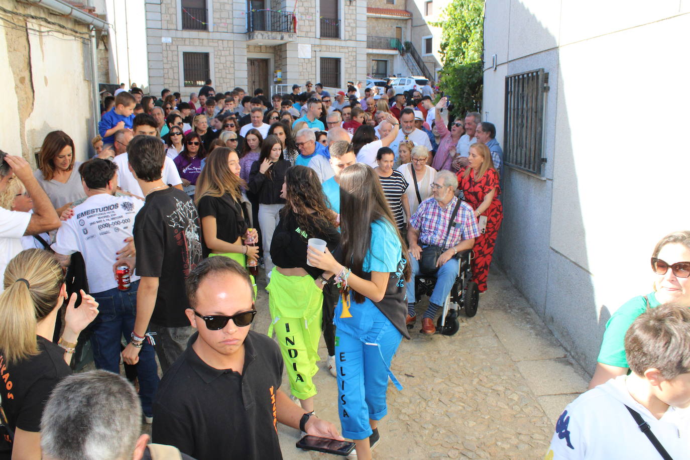 Emotivo y animado inicio de fiestas en San Miguel de Valero