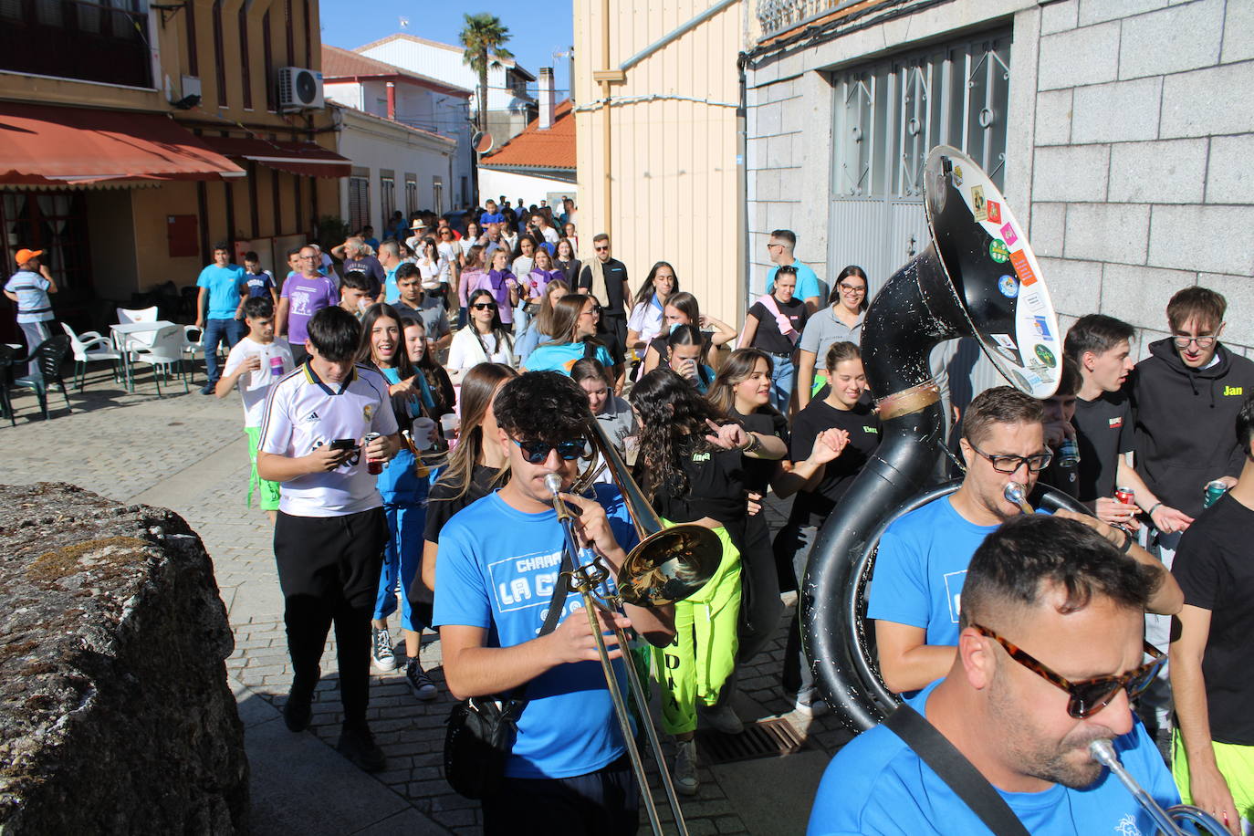 Emotivo y animado inicio de fiestas en San Miguel de Valero