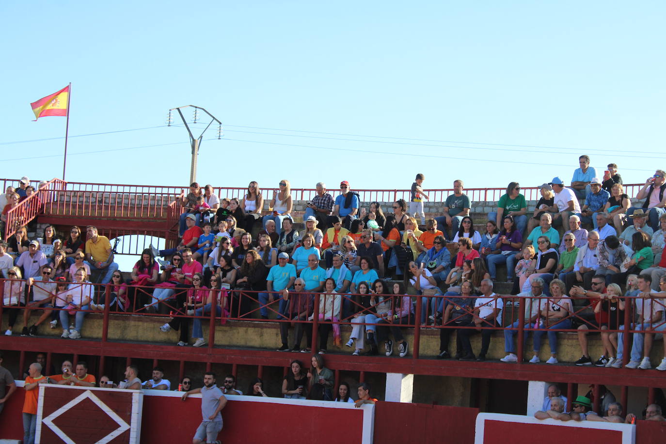 Emotivo y animado inicio de fiestas en San Miguel de Valero