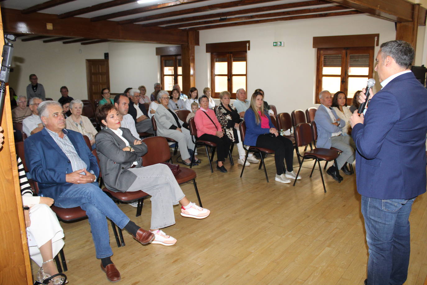Todo listo en San Esteban de la Sierra para estrenar sus &quot;Viviendas en red&quot; para personas mayores