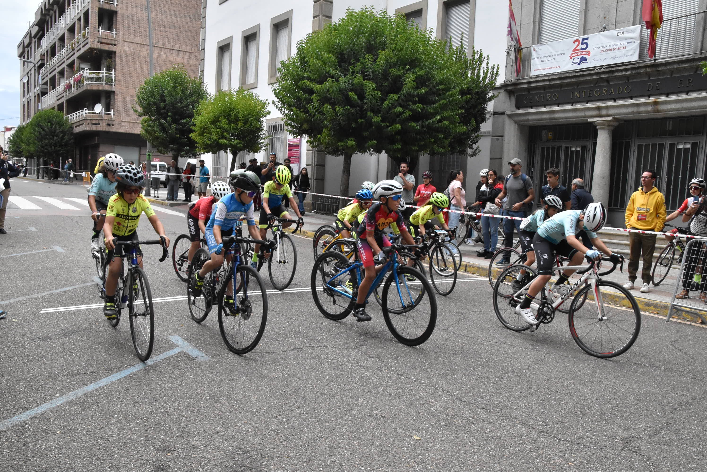 Buen ambiente en el Criterium de Dueñas en Béjar