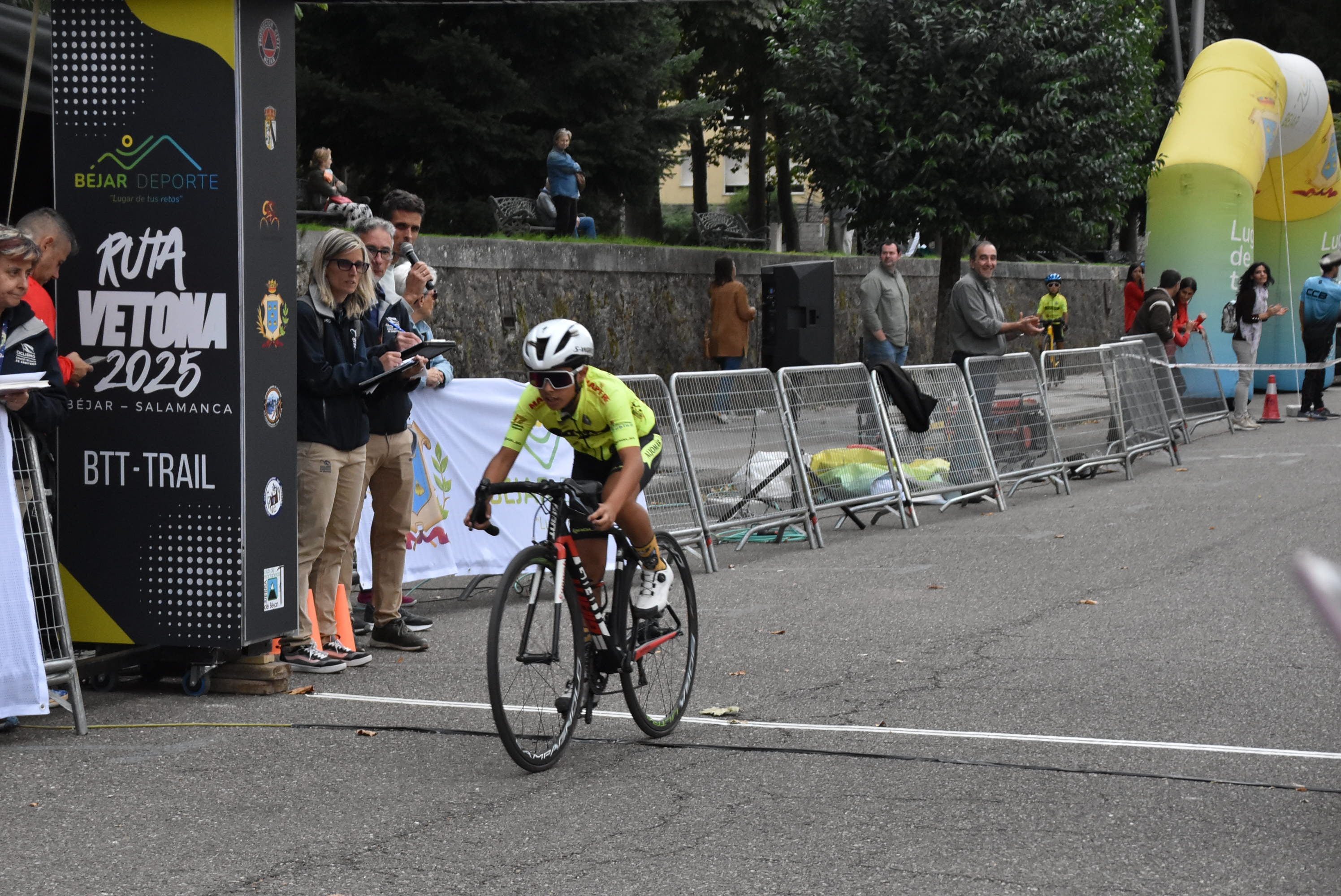 Buen ambiente en el Criterium de Dueñas en Béjar