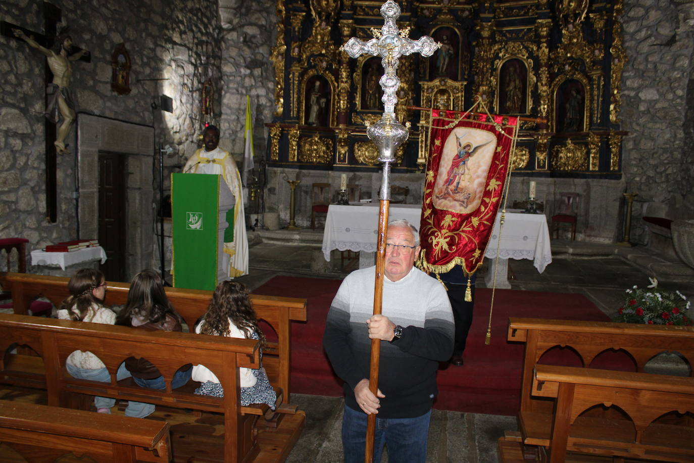 Ledrada mantiene viva la memoria de San Miguel