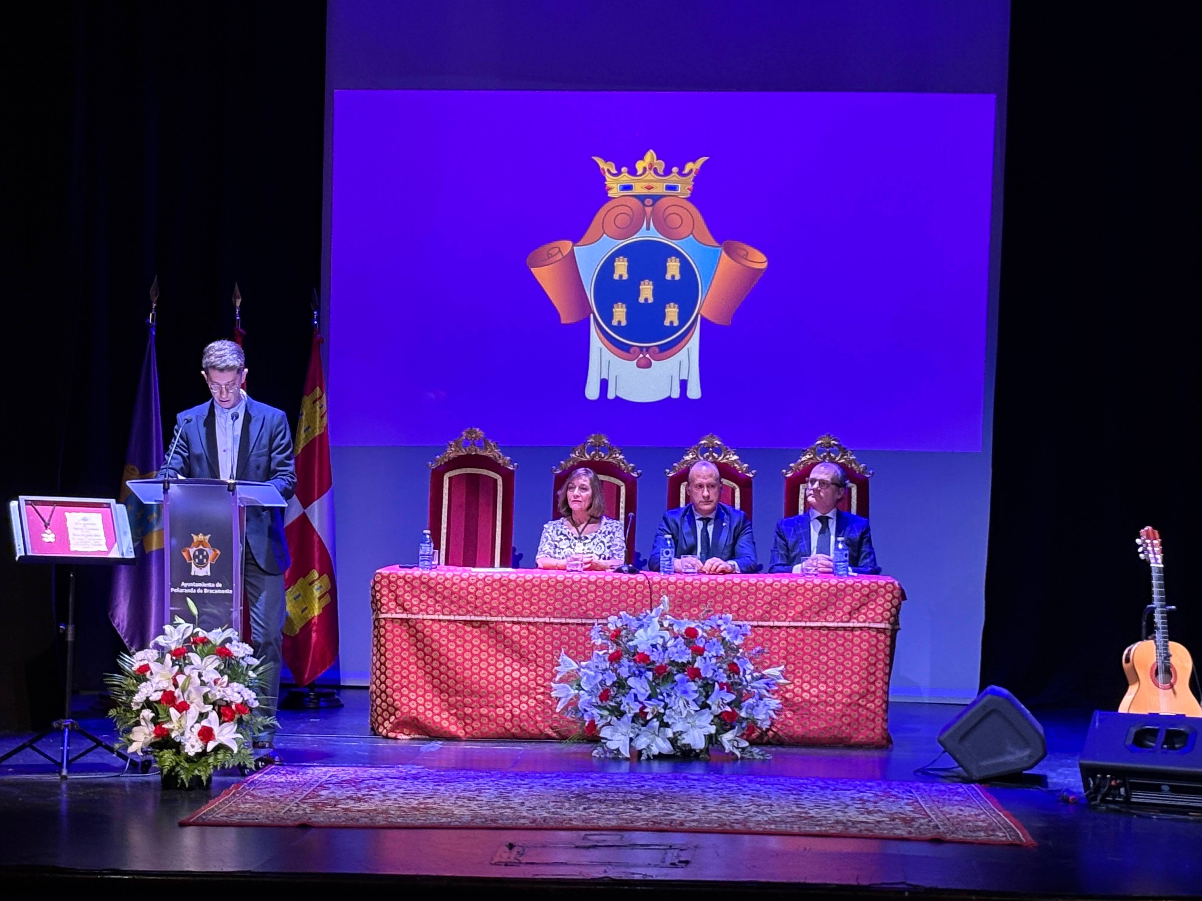 María Hernández ya es Medalla de Oro de la Ciudad de Peñaranda