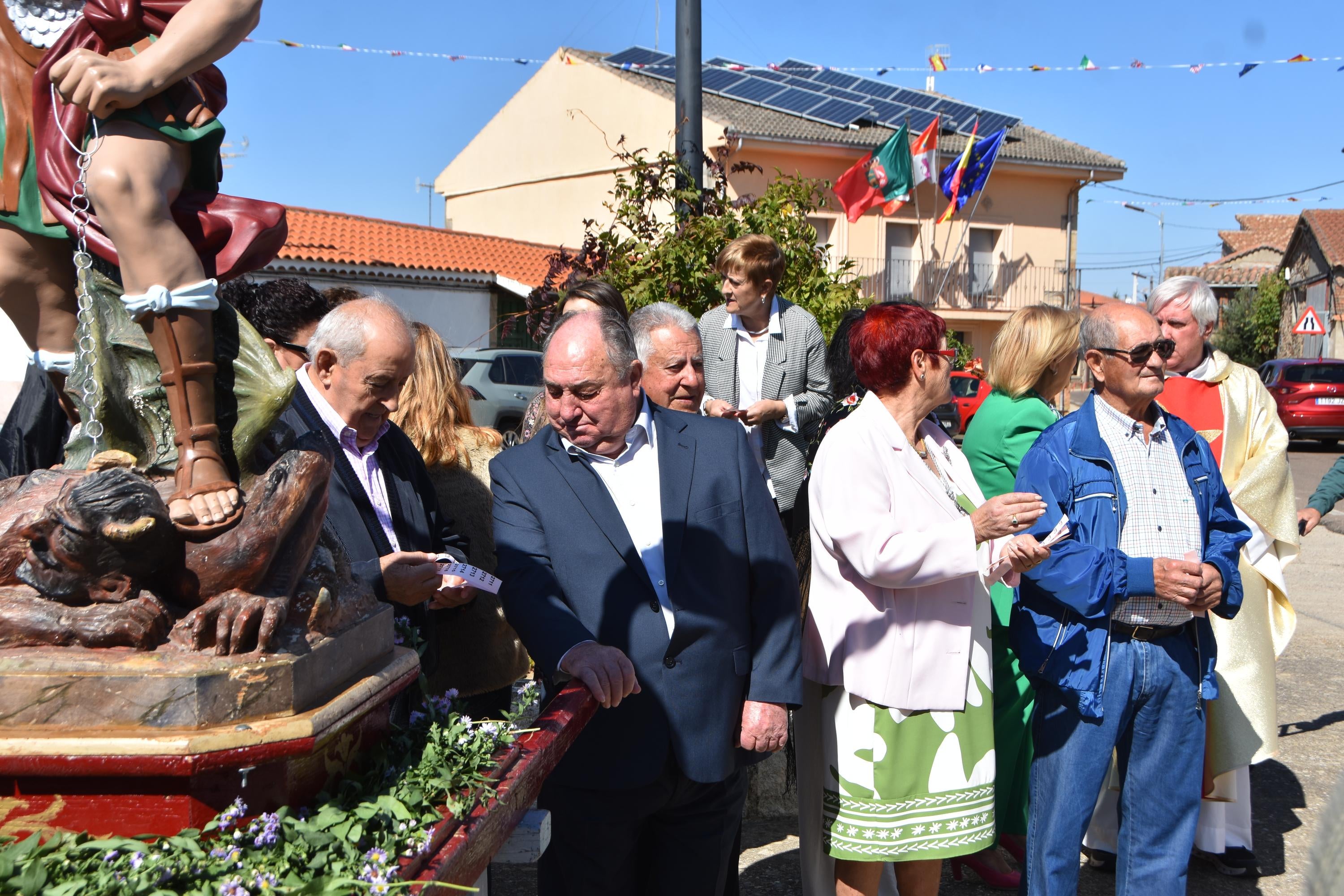 Día de honores a San Miguel en Santiz