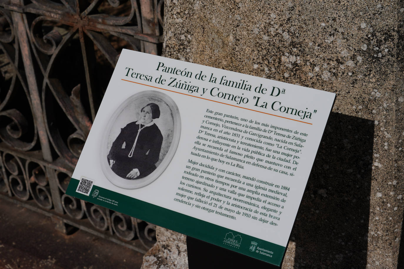 Rutas guiadas para estrenar la nueva señalización histórica del cementerio