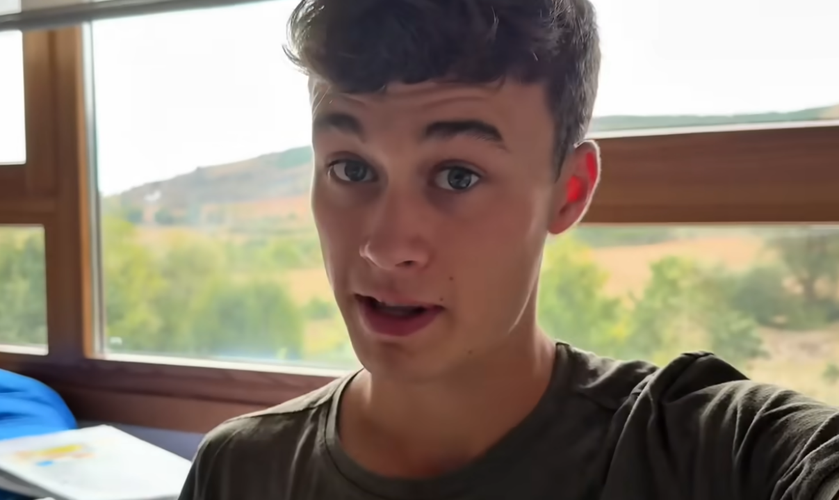 Jorge Rey, durante la grabación de su último vídeo.