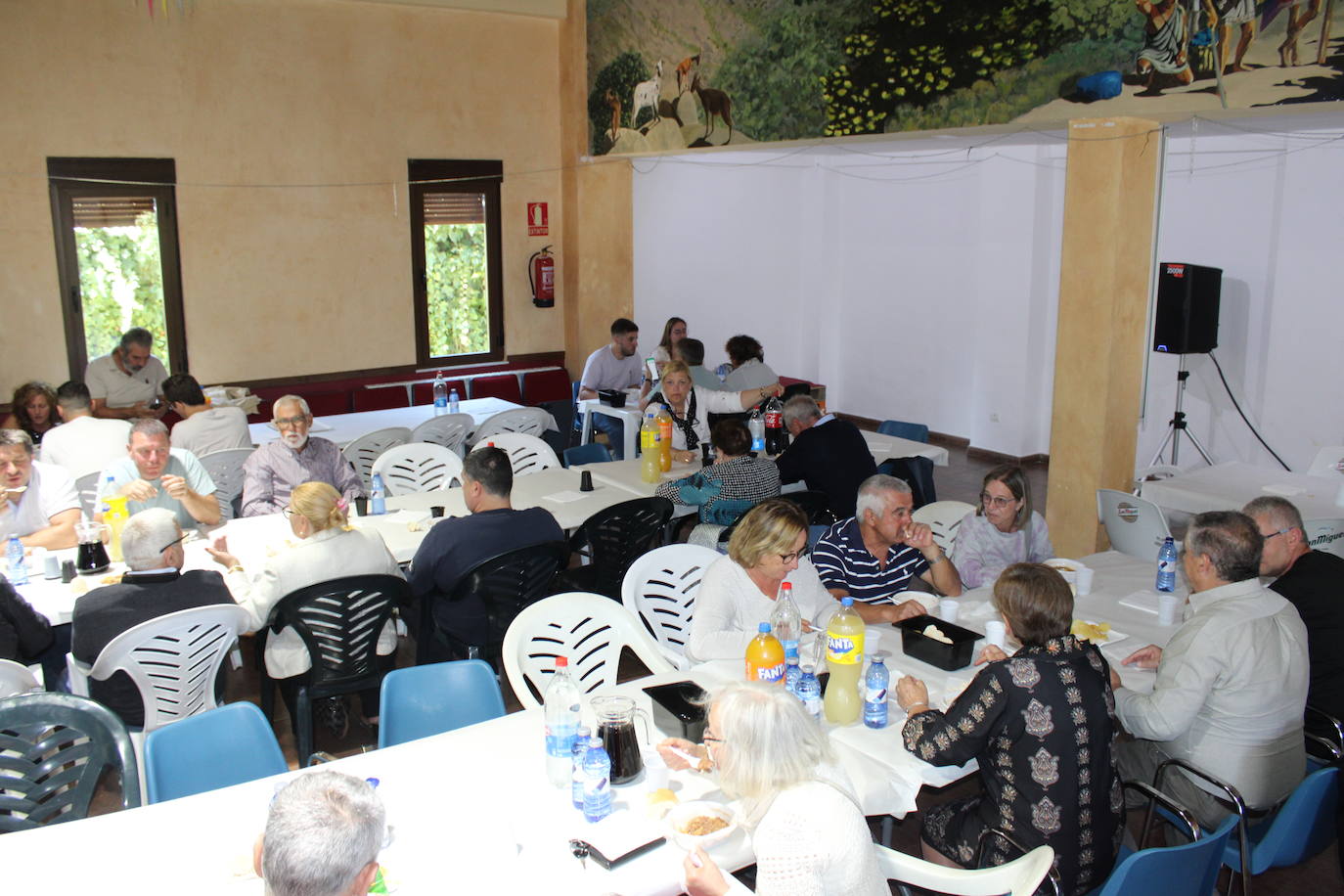 Alegre final de fiesta en San Miguel de Valero