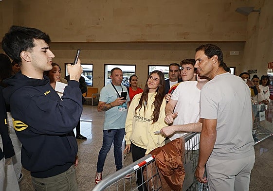 Rafa Nadal a su llegada a Matacán