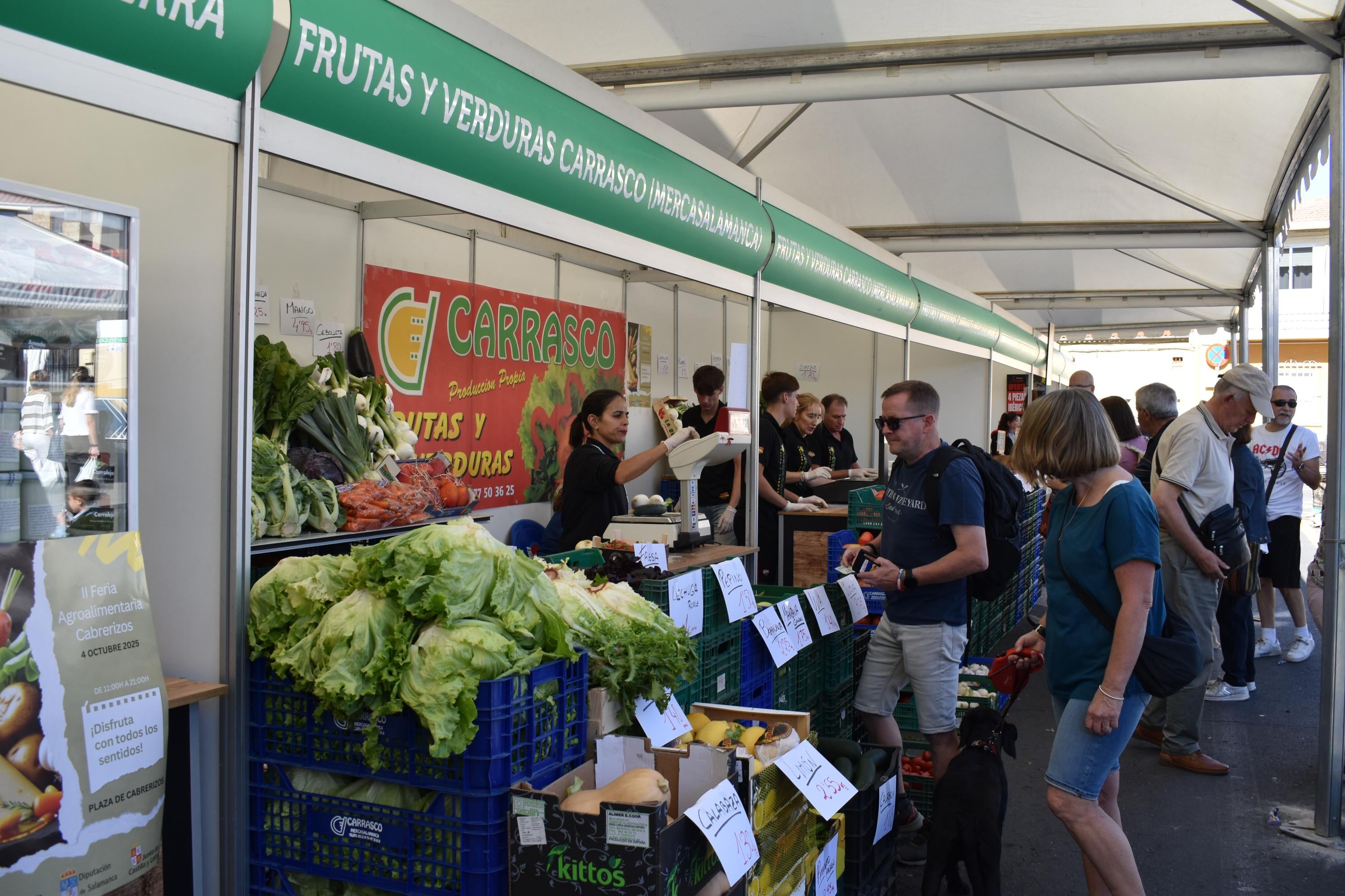 Cabrerizos triunfa con su feria agroalimentaria