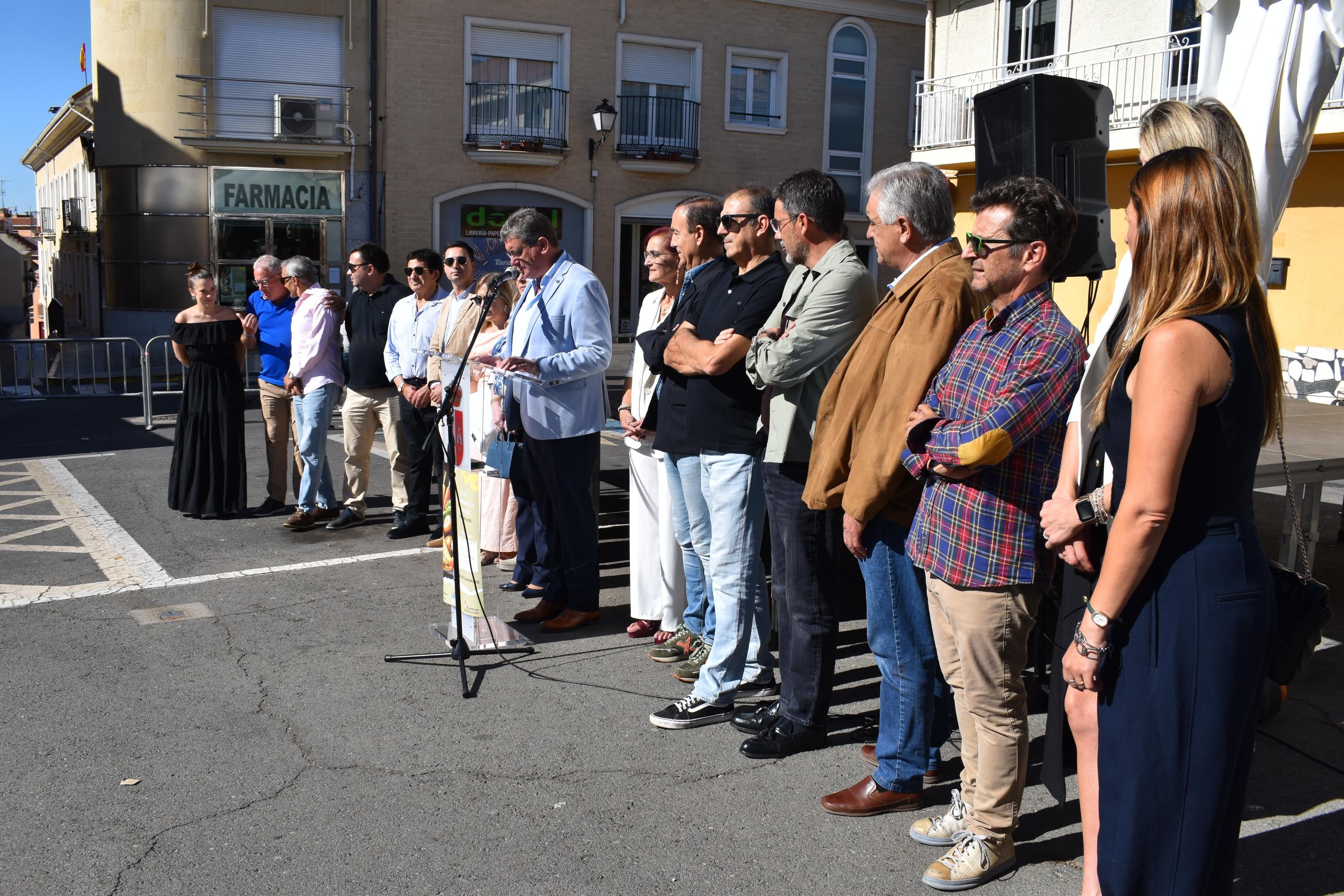Cabrerizos triunfa con su feria agroalimentaria