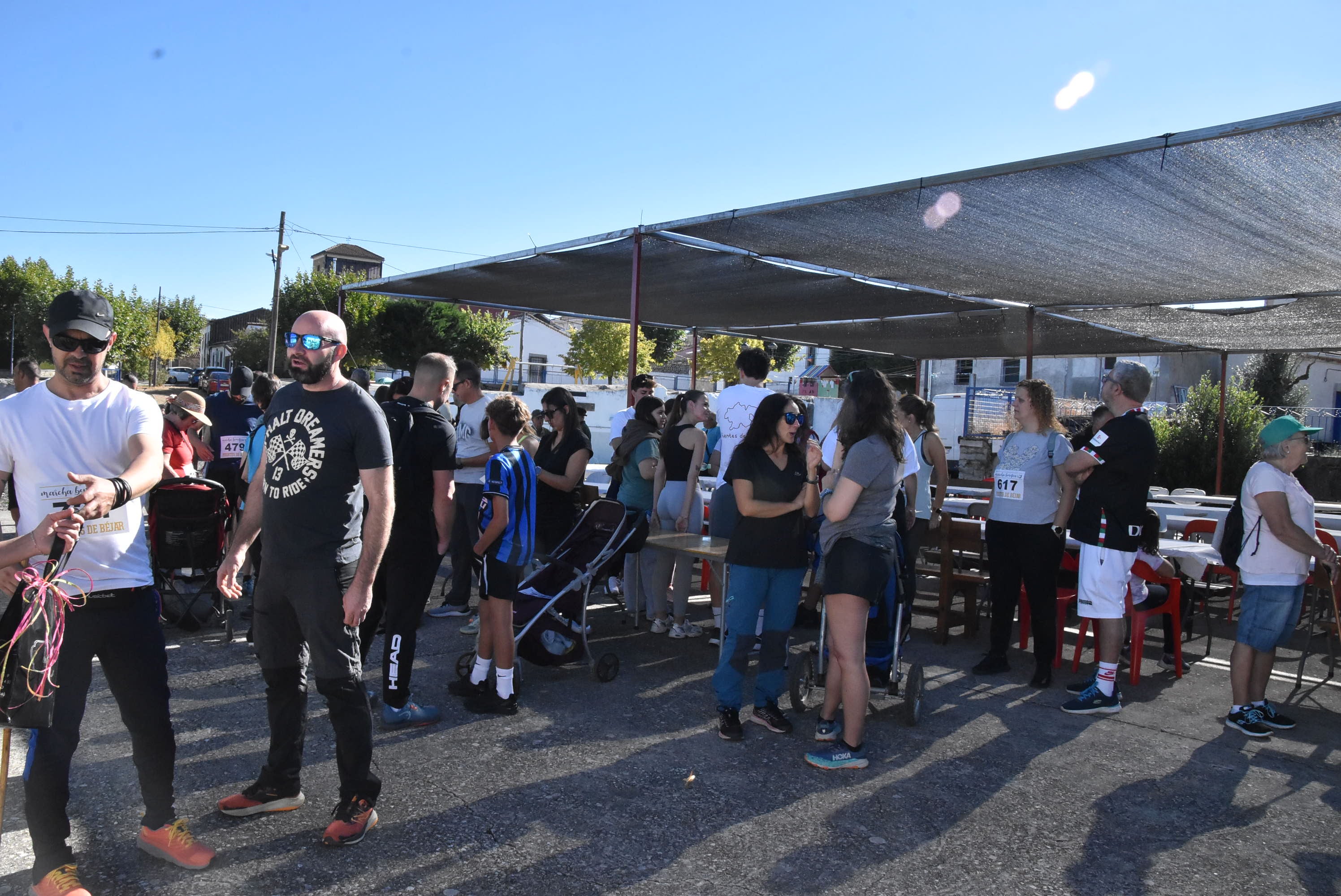 Fuentes de Béjar camina por la esclerosis múltiple