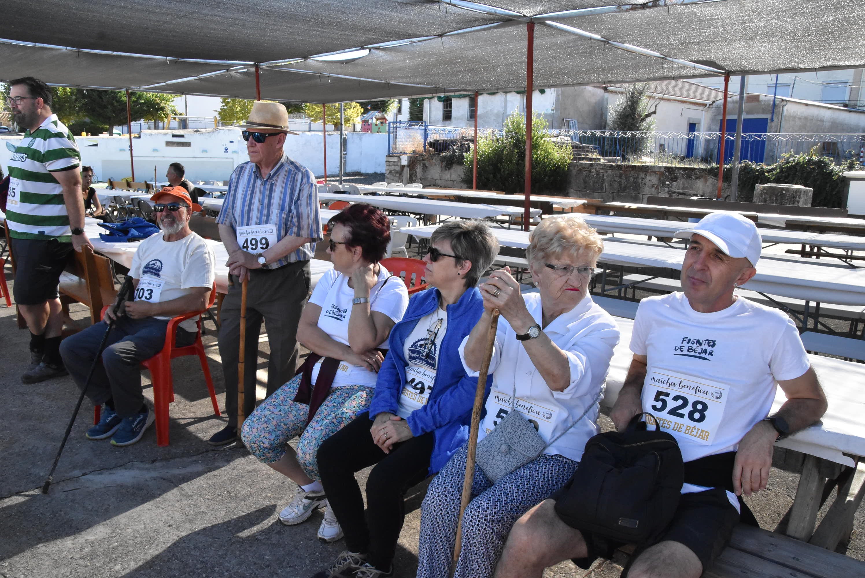 Fuentes de Béjar camina por la esclerosis múltiple