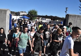 Participantes, en la marcha solidaria celebrada en Fuentes de Béjar.