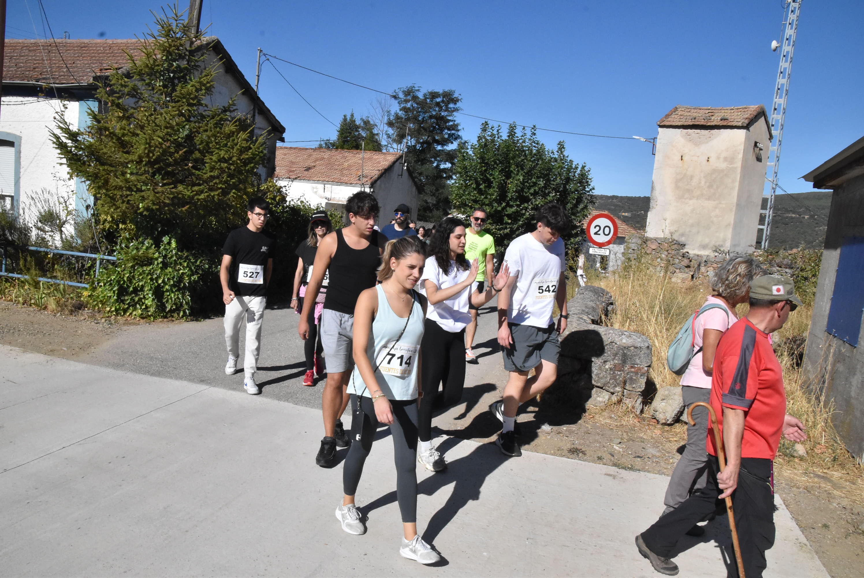 Fuentes de Béjar camina por la esclerosis múltiple