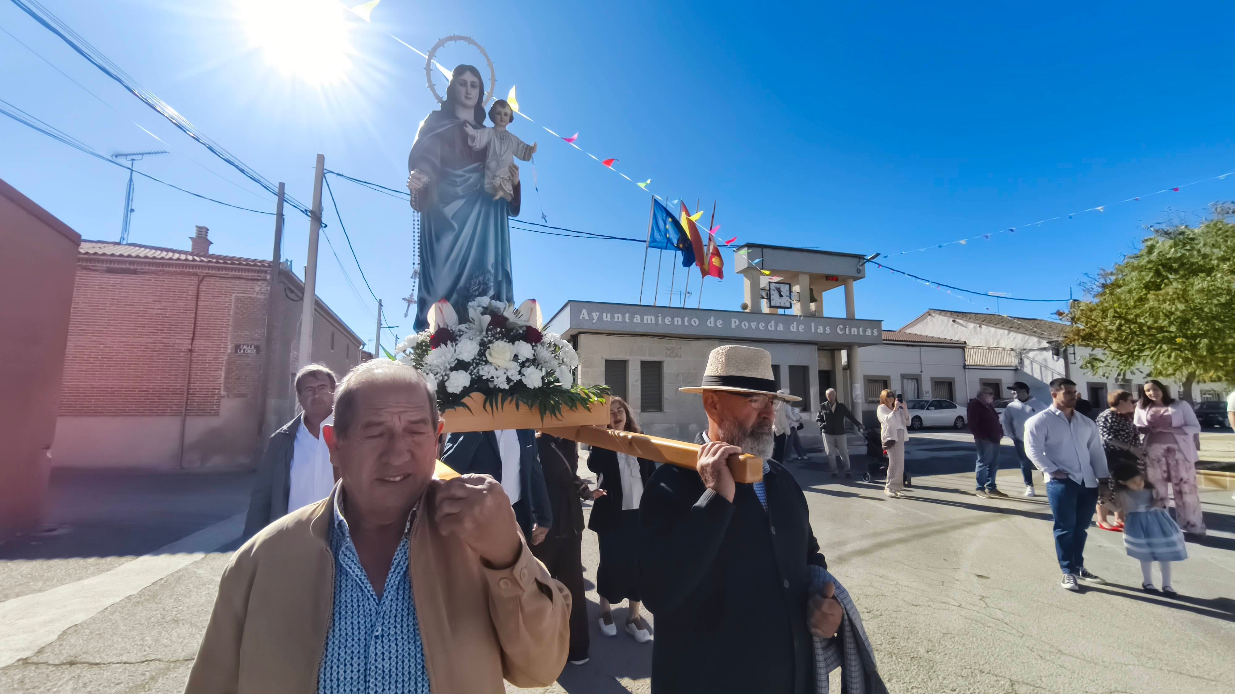 Derroche de adrenalina y alegría en las calles de Poveda de las Cintas