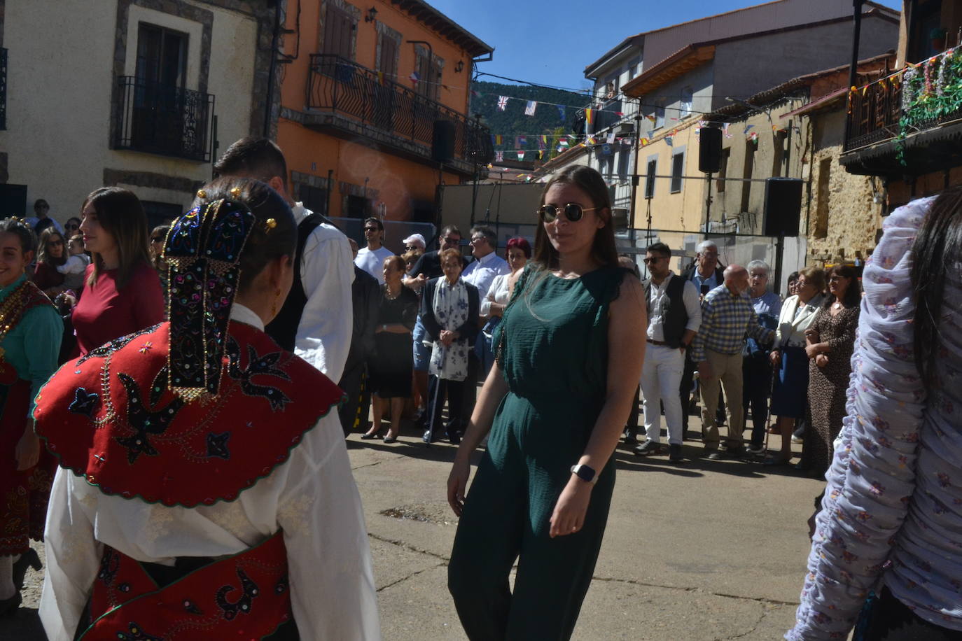 El Maíllo rinde pleitesía a la Virgen del Rosario