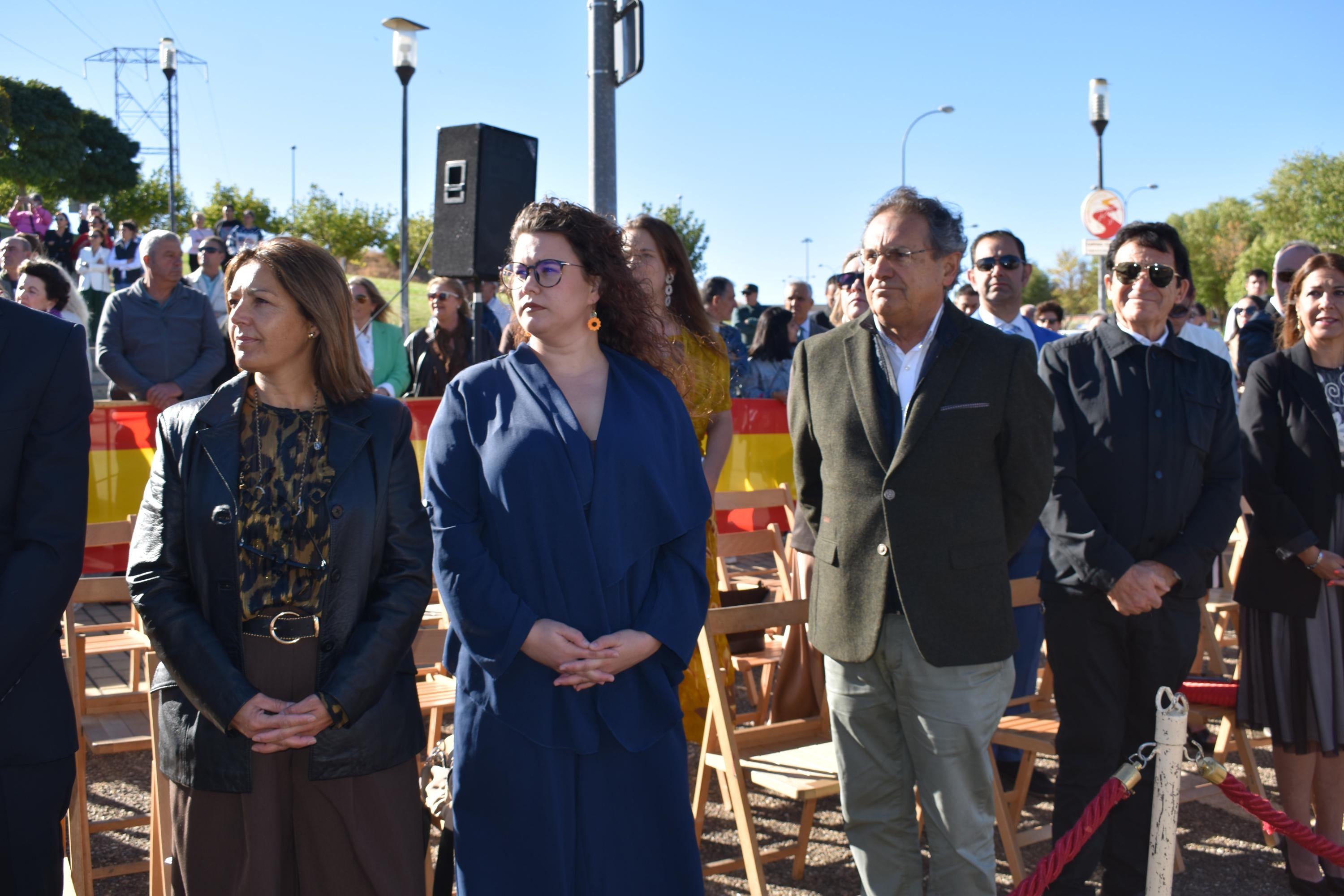 Villamayor celebra su primera Jura de Bandera civil con la participación de 104 ciudadanos