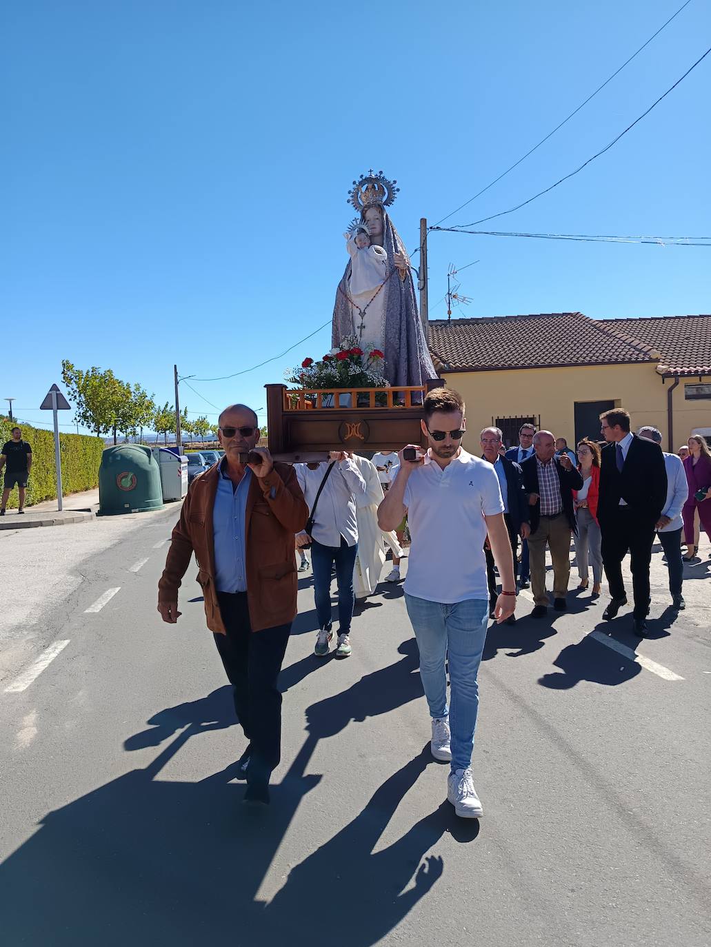 Pizarral honra a la Virgen del Rosario