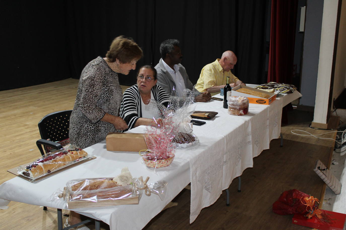 Fuentes de Béjar mantiene vivo el culto a la Virgen del Rosario