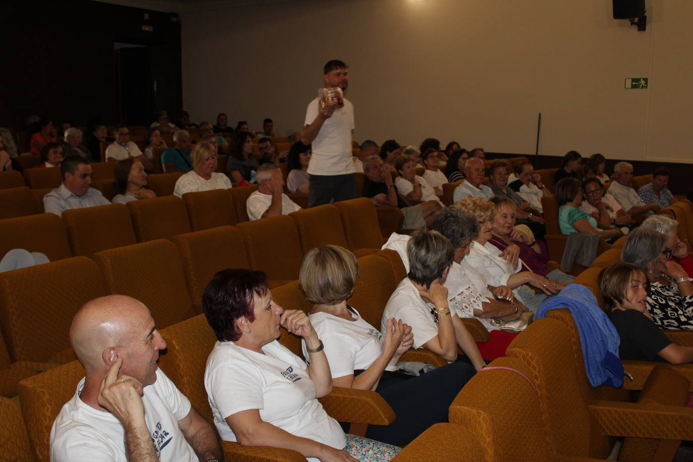 Fuentes de Béjar mantiene vivo el culto a la Virgen del Rosario